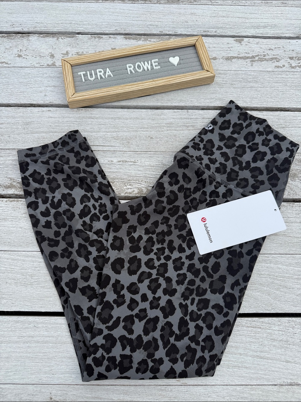 Lululemon Align High-Rise Crop 23" True Leopard Black Multi Size 4 NWT 🖤🐆